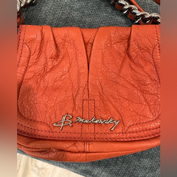 B Makowsky Leather Mini Crossbody Hand Bag Chain Strap Pumpkin/ Burnt Orange NWT - Picture 2 of 12